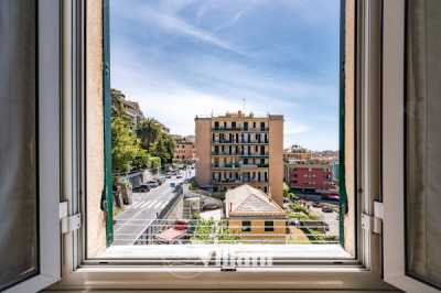 Appartamento in Vendita a Genova via Borgoratti