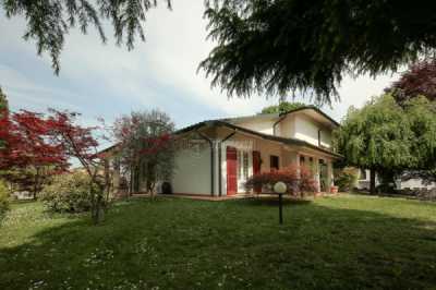Villa in Vendita a Castelvetro Piacentino via Filippo Turati