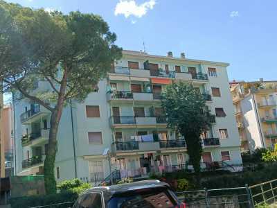 Appartamento in Affitto ad Arenzano via Trieste Centro Lungomare
