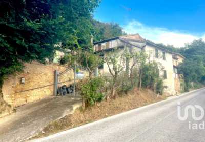 Villa in Vendita a Pollenza via Contrada Molino 35
