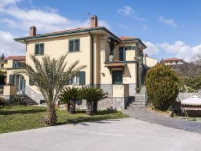 Villa in Vendita a Mascalucia via Alessandro Manzoni