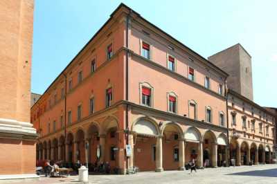 Appartamento in Vendita a Bologna via Altabella