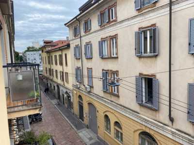 Appartamento in Affitto a Milano via Tortona