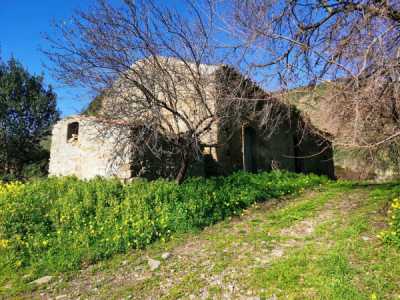 Rustico Casale in Vendita a Castiglione di Sicilia Sp81