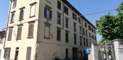 Appartamento in Vendita a Locate di Triulzi via Carlo Romanoni
