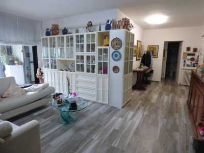 Appartamento in Vendita a Genova via Emilio Salgari 491