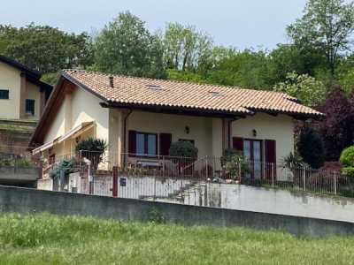 Villa in Vendita a Castelnuovo Don Bosco via Biancotti 9