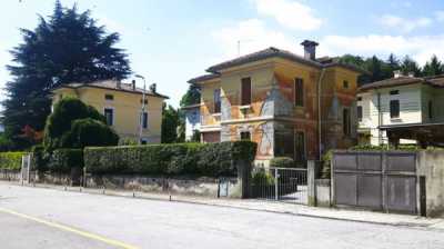 Villa in Vendita a Valdagno Viale Manerbio