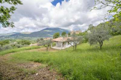 Villa in Vendita a Montasola via Castiglione