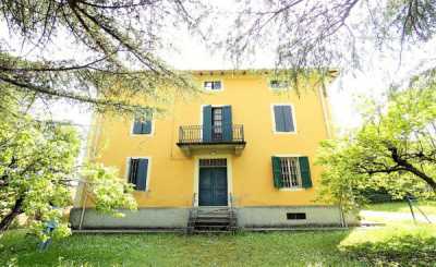 Villa in Vendita a Traversetolo Strada Pedemontana
