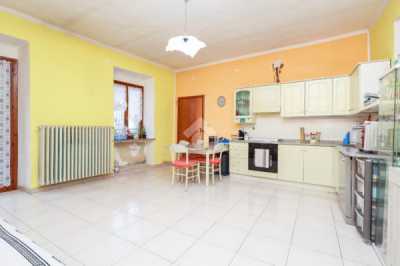 Appartamento in Vendita a Caselle Torinese via Mazzini 16