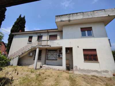 Villa in Vendita a Castelgomberto Route de Bourg 14