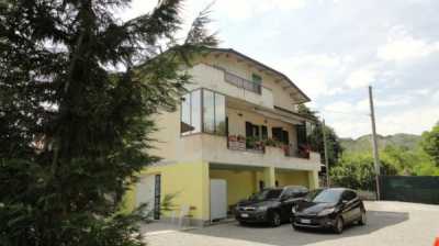 Villa in Vendita a Castellarano via Radici in Monte 3