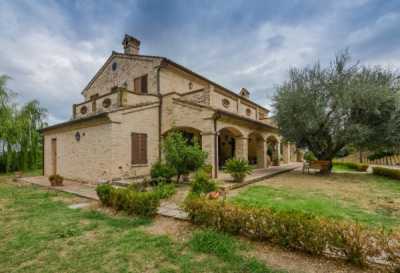 Villa in Vendita a Monte San Giusto Strada Provinciale Fermana 10