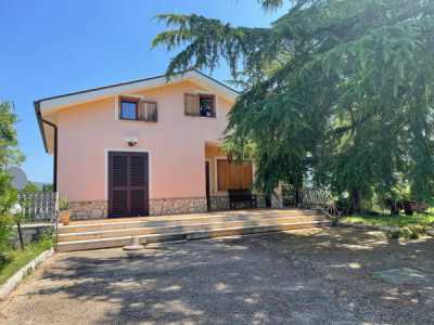 Villa in Vendita a Gallicano Nel Lazio via Colle Fattore 86