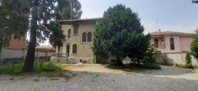 palazzo / stabile in Affitto a somma lombardo via milano 4343