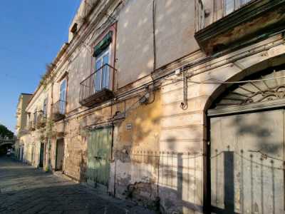 Palazzo Stabile in Vendita a Piano di Sorrento via San Michele 1