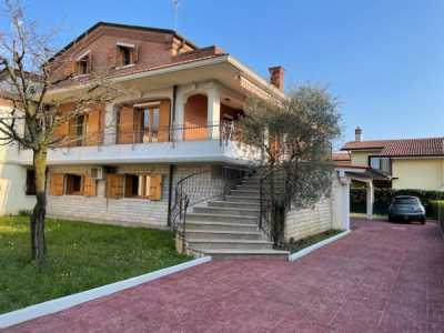 Villa in Vendita a San Donà di Piave via Donato Bramante 13