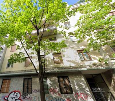 Appartamento in Vendita a Milano via Eugenio Carpi 1