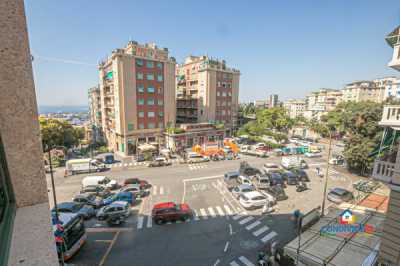 Appartamento in Vendita a Genova Largo San Francesco da Paola