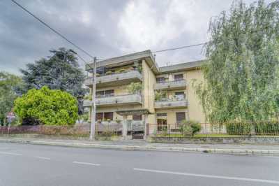 Appartamento in Vendita a Cassano Magnago via Gasparoli 44