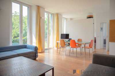 Appartamento in Affitto a Milano via Raffaello Morghen 35