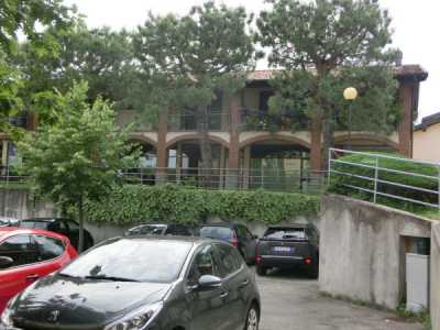 Appartamento in Vendita ad Alzate Brianza via Giovio 1230