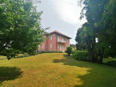 Villa in Vendita a Valmorea via Roma 431