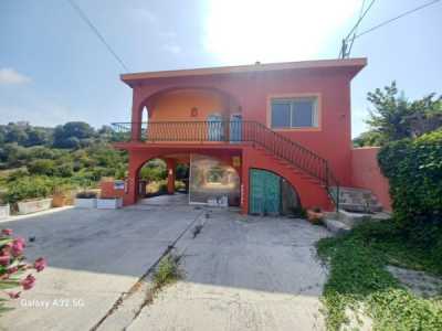 Villa in Vendita a Sanremo Strada Armea 71