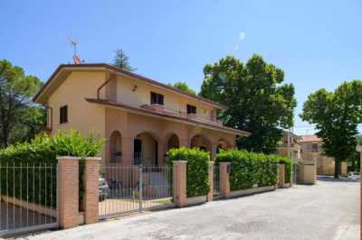 Villa in Vendita a Gubbio via Perugina 70