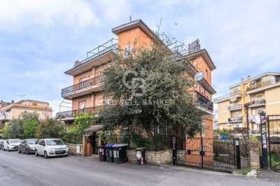 Appartamento in Vendita a Roma via Inzago