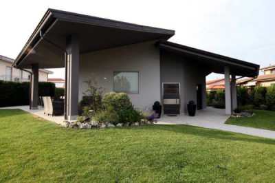 Villa in Vendita a Rottofreno via Lampugnana