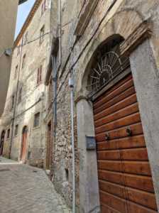 Appartamento in Vendita a Lugnano in Teverina via Duca Degli Abruzzi 73