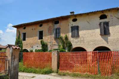 Rustico Casale in Vendita a Gonars via Aquileia 47