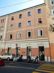 Appartamento in Vendita a Trieste via Dell