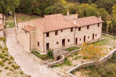 Rustico Casale in Vendita a Castellina in Chianti via Chiantigiana 6