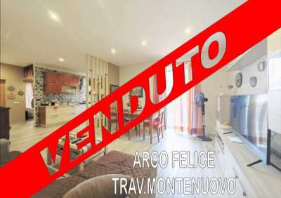 Appartamento in Vendita a Pozzuoli Traversa Monte Nuovo Licola Patria 1