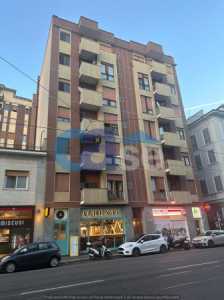 Appartamento in Vendita a Milano Viale Bligny 11