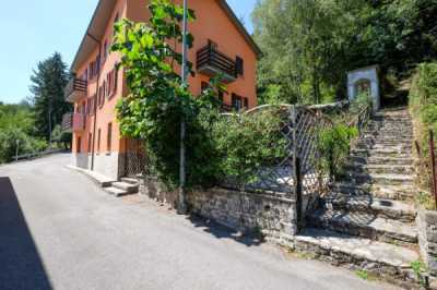Villa in Vendita a Berbenno via Giacomo Quarenghi