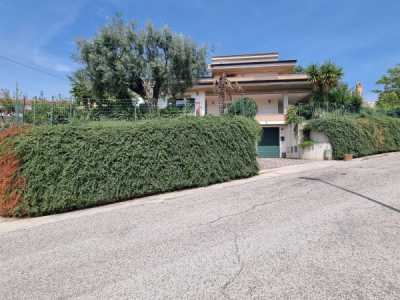 Villa in Vendita a Tortoreto via San Giuseppe 19