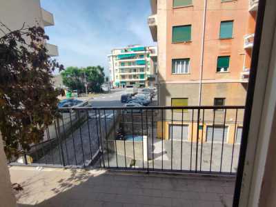 Appartamento in Vendita a Genova Piazza Lido di Pegli