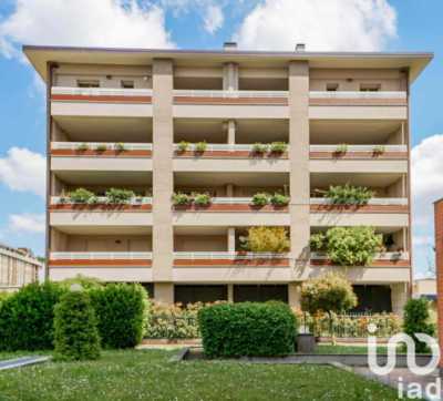 Appartamento in Vendita a Milano Viale Sarca