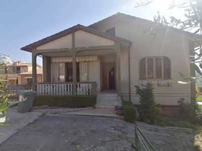 Villa in Vendita a Chiaravalle via Grancetta 115