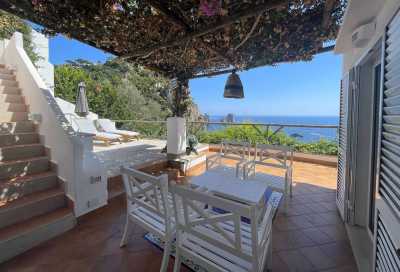 Appartamento in Affitto a Capri Marina Piccola