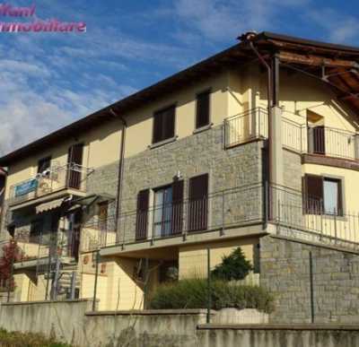 Villa in Vendita a Chitignano