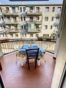 Appartamento in Vendita a Milano via Arpino