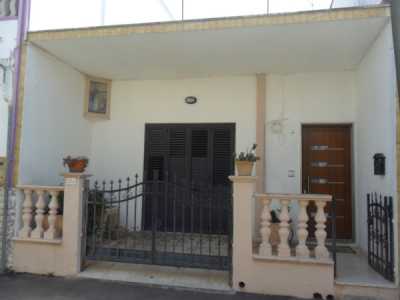 Villa in Vendita a Taurisano via Monte San Michele 21