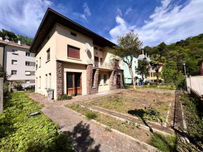 Villa in Vendita a Trento