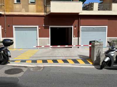 Box Garage in Affitto a Genova via Sant