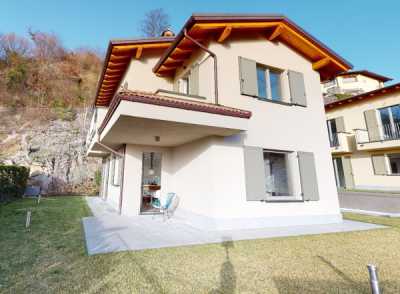 Villa in Vendita a Carlazzo via Bosco Impero 1